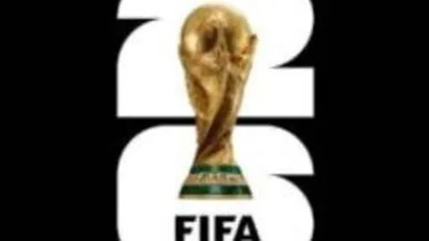 帕斯拉克率队对阵波鸿，霍恩迎战法兰克福，格策与埃基蒂克均登场比赛