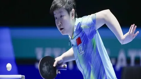 “世界杯决赛首半场两次换将，法国队险被翻盘逆转”